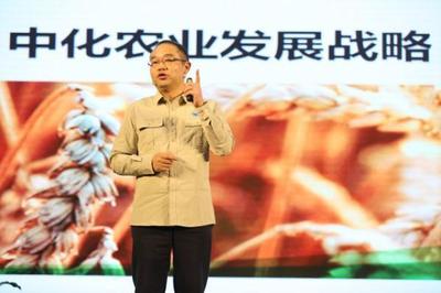 從賣肥料到農業科技服務 覃衡德:不變革就沒有新生